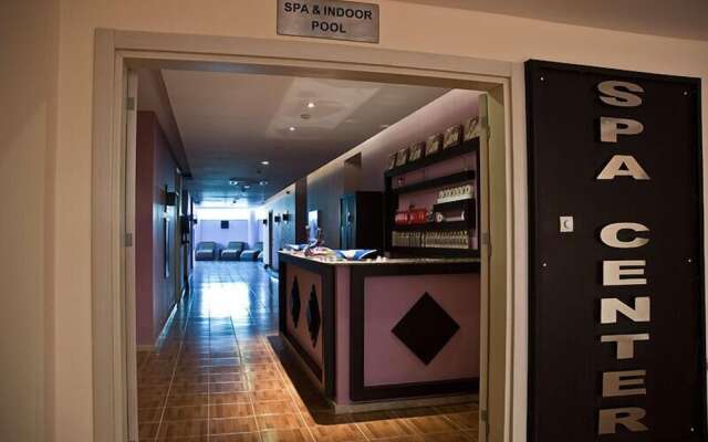 Mg White Lilyum Hotel