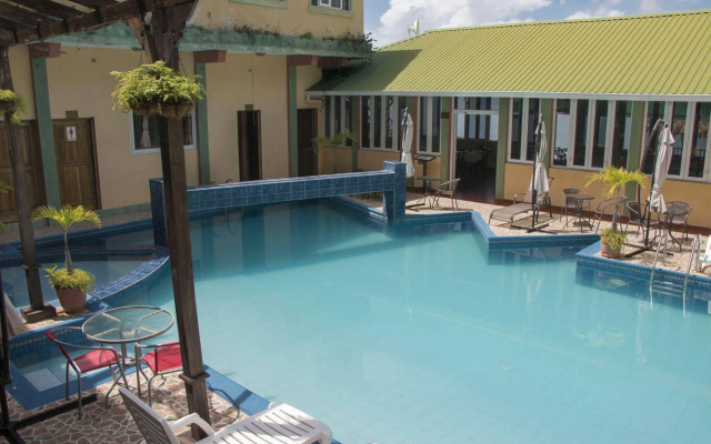 Hotel La Ribiera del Lago Peten Itza