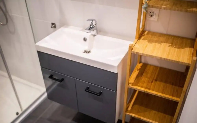 Alphabet 2 BR Serviced Apartments -lh-