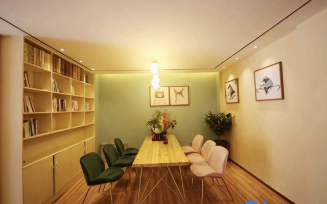 Hanshou Manger Hotel