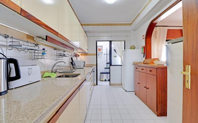 Faro Classic Apartment by Homing