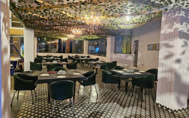 Hotel Prince Garden Daman