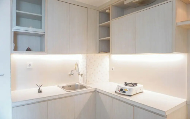 Comfy And Modern 2Br Grand Kamala Lagoon Apartment