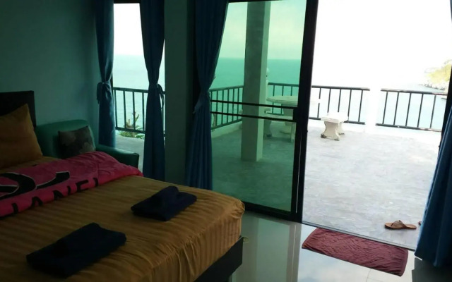 Ocean View Resort - Koh Sichang