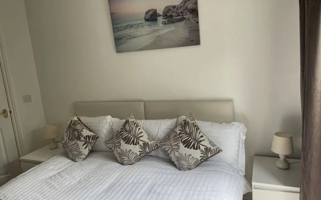 Paris Royal Paradise