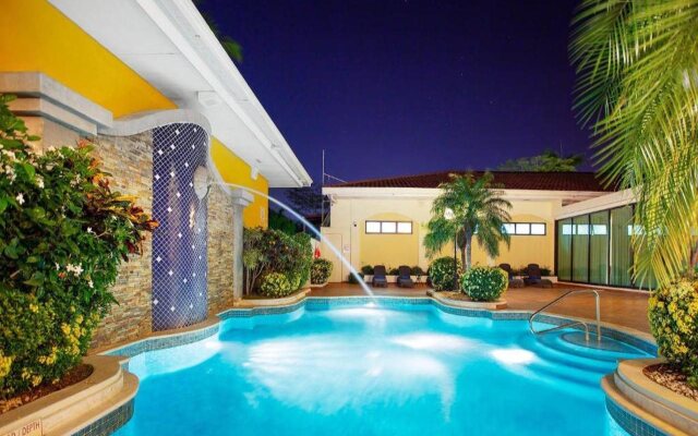 Holiday Inn Panama Canal by IHG