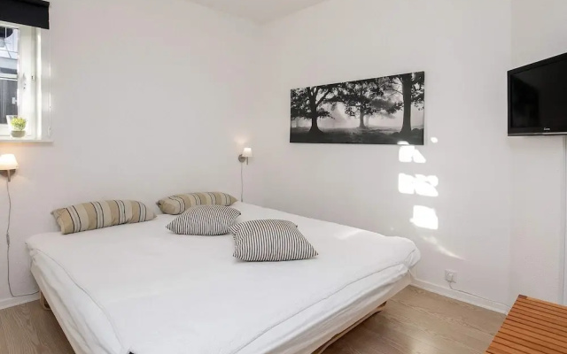6 Person Holiday Home on a Holiday Park in Bogense