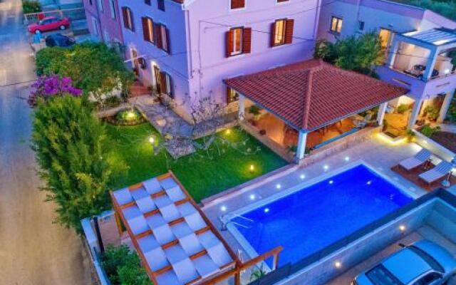 Apartments Guc