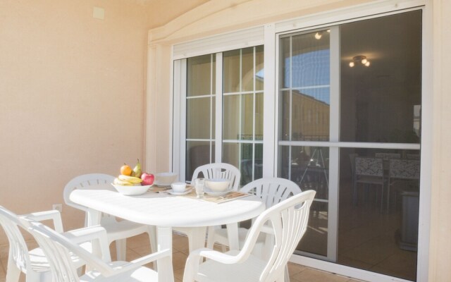 Marineu Los Almendros