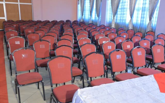 Sarem International Hotel