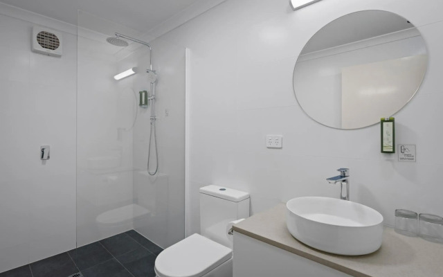 Broadwater Resort Como