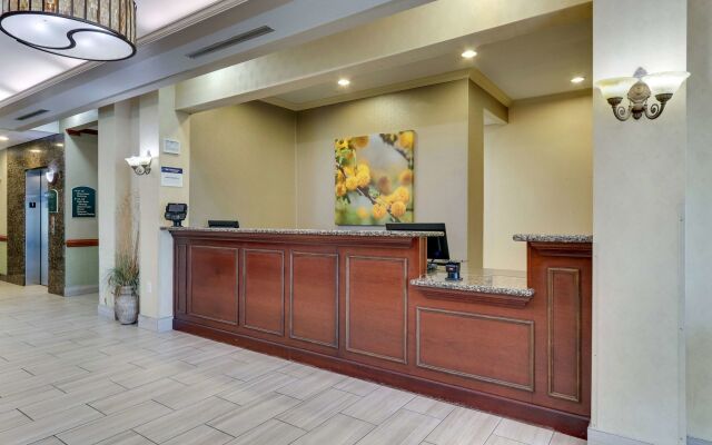 Comfort Inn & Suites