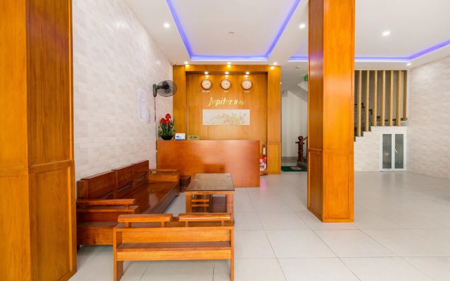 OYO 331 Jupiter Hotel