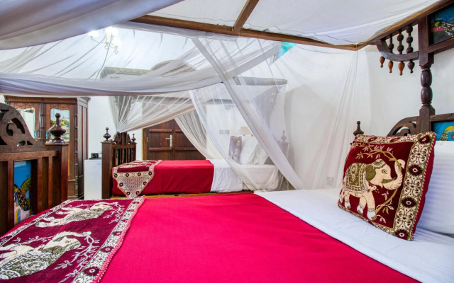 Tembo House Hotel & Apartments