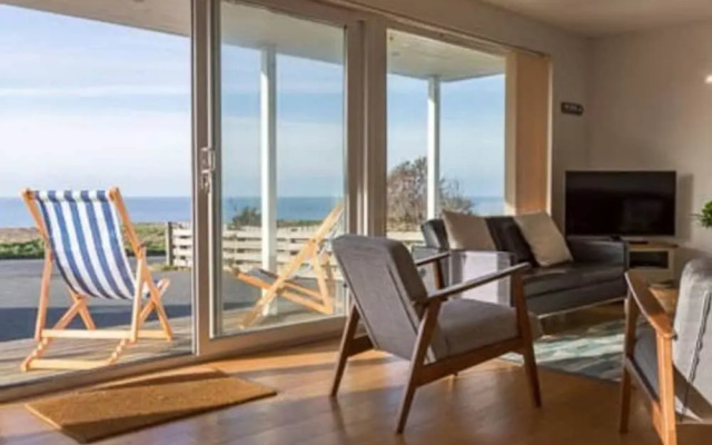 Poldare in Widemouth Bay