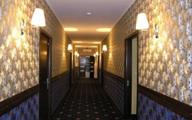 Отель Senator's Park