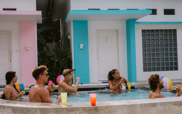 Mad Monkey Kuta Lombok - Hostel