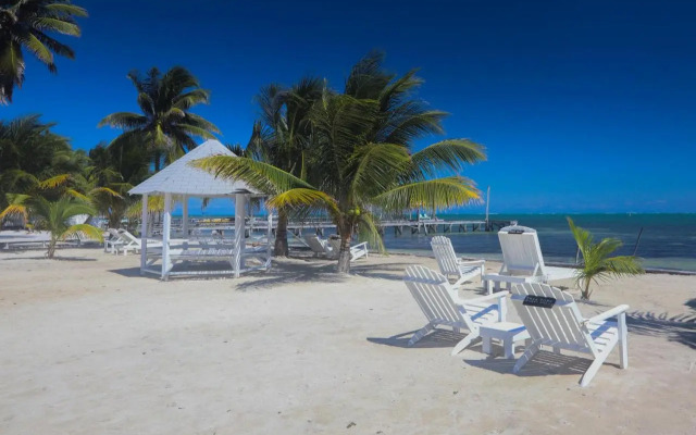 Kokomo Beach Suites