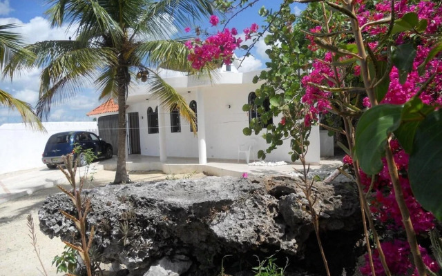 Guesthouse Villa la Isla