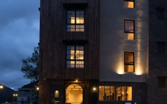 FYL 3300 Villa(Four girls Mountain Changping country) – Exterior – Ngawa