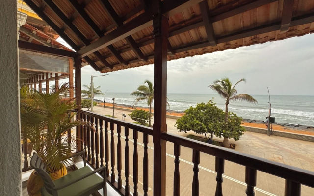 La Plage SeaView Suites