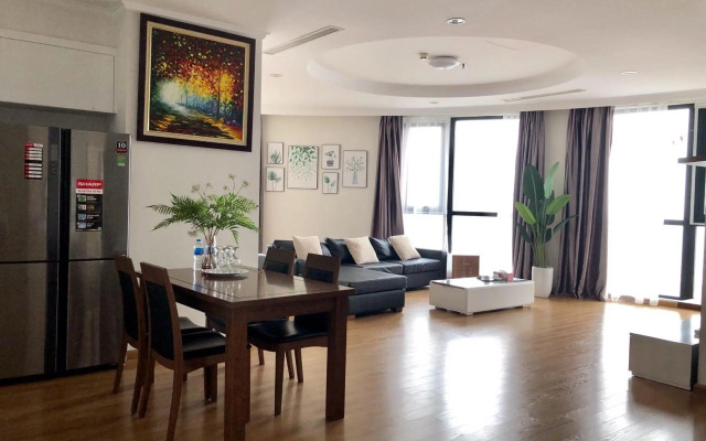 Vinhomes Royal City Luxury Apartment 3 Br