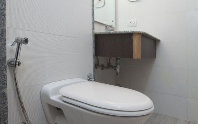 Capital O 325 Hotel Silver Star