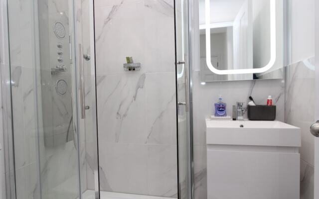 2 Kings Road Executive Studio Apartment