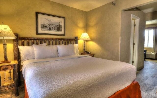 Oak Tree Lodge