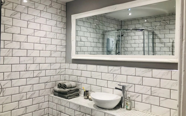 Charming 1-bed City Center Apartment in Edinburgh