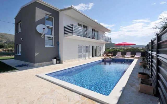 Villa Carolina