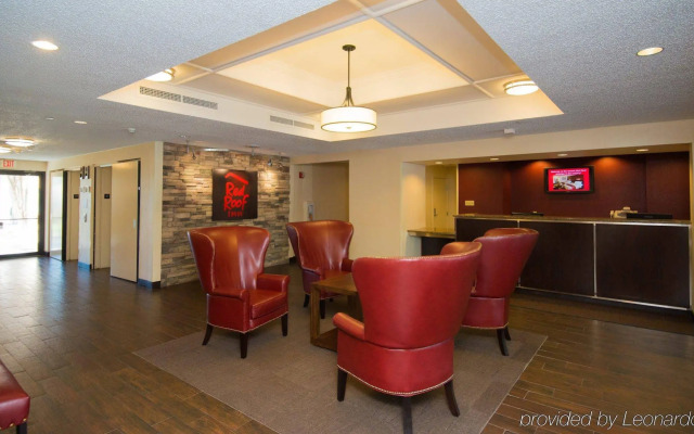 Red Roof Inn PLUS+ Austin South