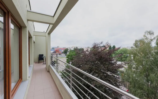 Riverside Apartments by Renters