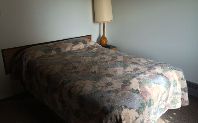 Pembina River Inn