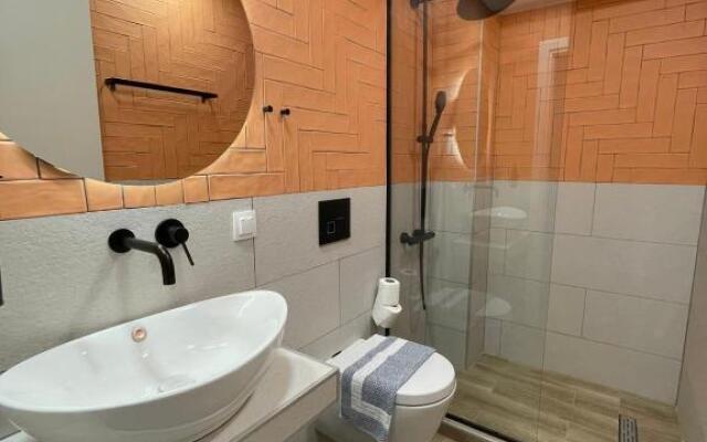 Valory #2 Aesthetic Stay