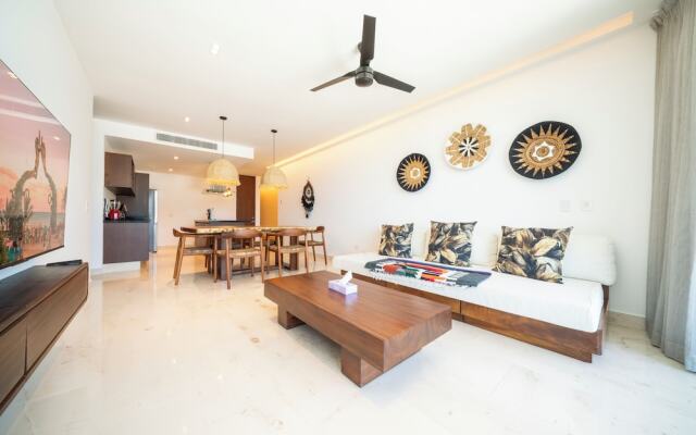Marila - Luxury 3 BR - Ocean View & Pool