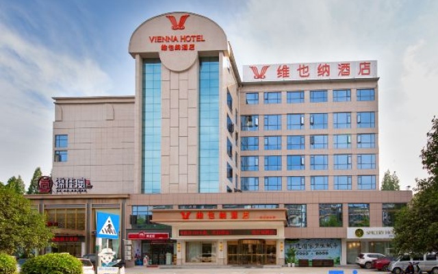 Vienna Hotel (Jiangjin East Road Olympic Sports Center) – Exterior – Jingzhou