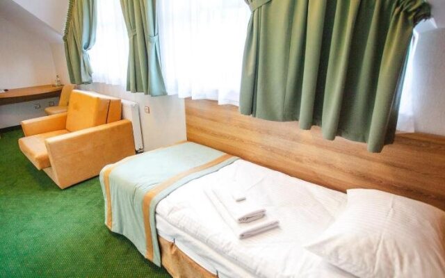 Wróblówka Hotel Restauracja