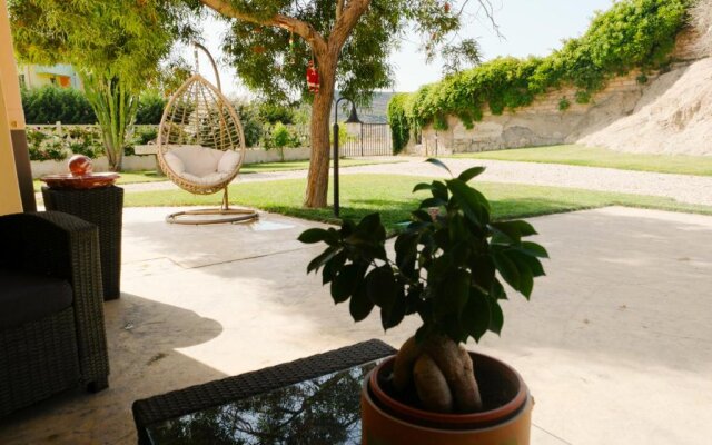 Luxury Home Garden Apartment Bosa Marina
