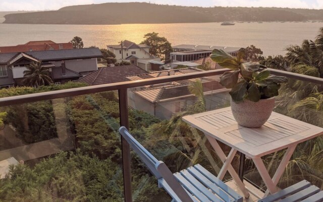 Gorgeous 2 Bedroom Apartment With Panoramic Views