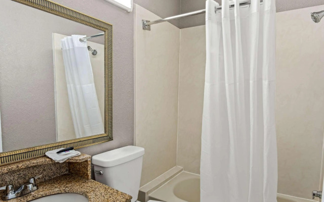 Motel 6 Lester, PA - Philadelphia Airport