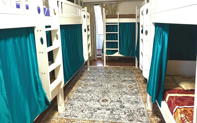 Heartland Hostel