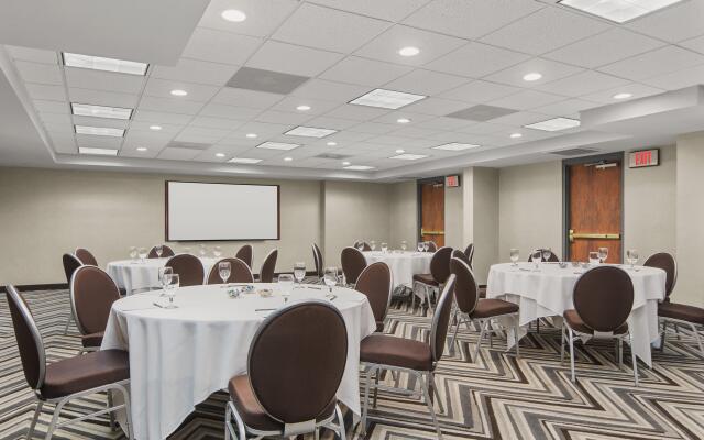 Crowne Plaza Hotel Greenville-I-385-Roper Mtn Rd by IHG