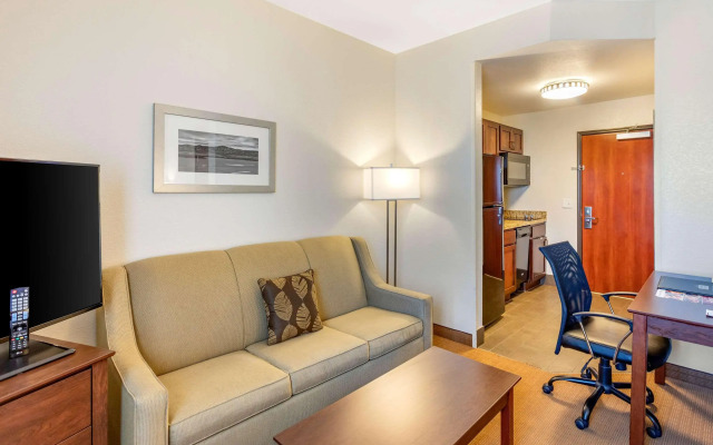 MainStay Suites Near Denver Downtown
