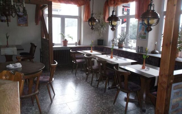 Gasthaus & Pension Zum Schwarzen Adler