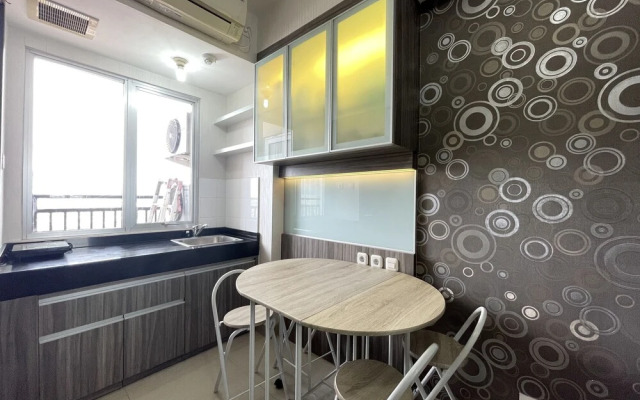 Comfy 2Br With Sofa Bed At Sudirman Suites Bandung Apartment