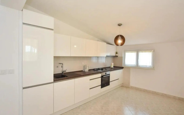 Holiday house with a swimming pool Dugopolje, Zagora - 19033