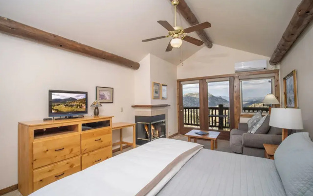 Taharaa Mountain Lodge