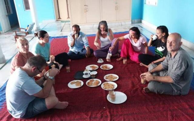 Shri Yoga Mandir Guest House