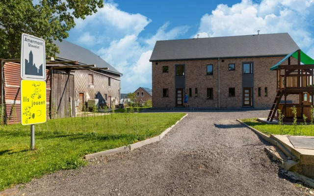 Spacious Getaway Near Spa F1